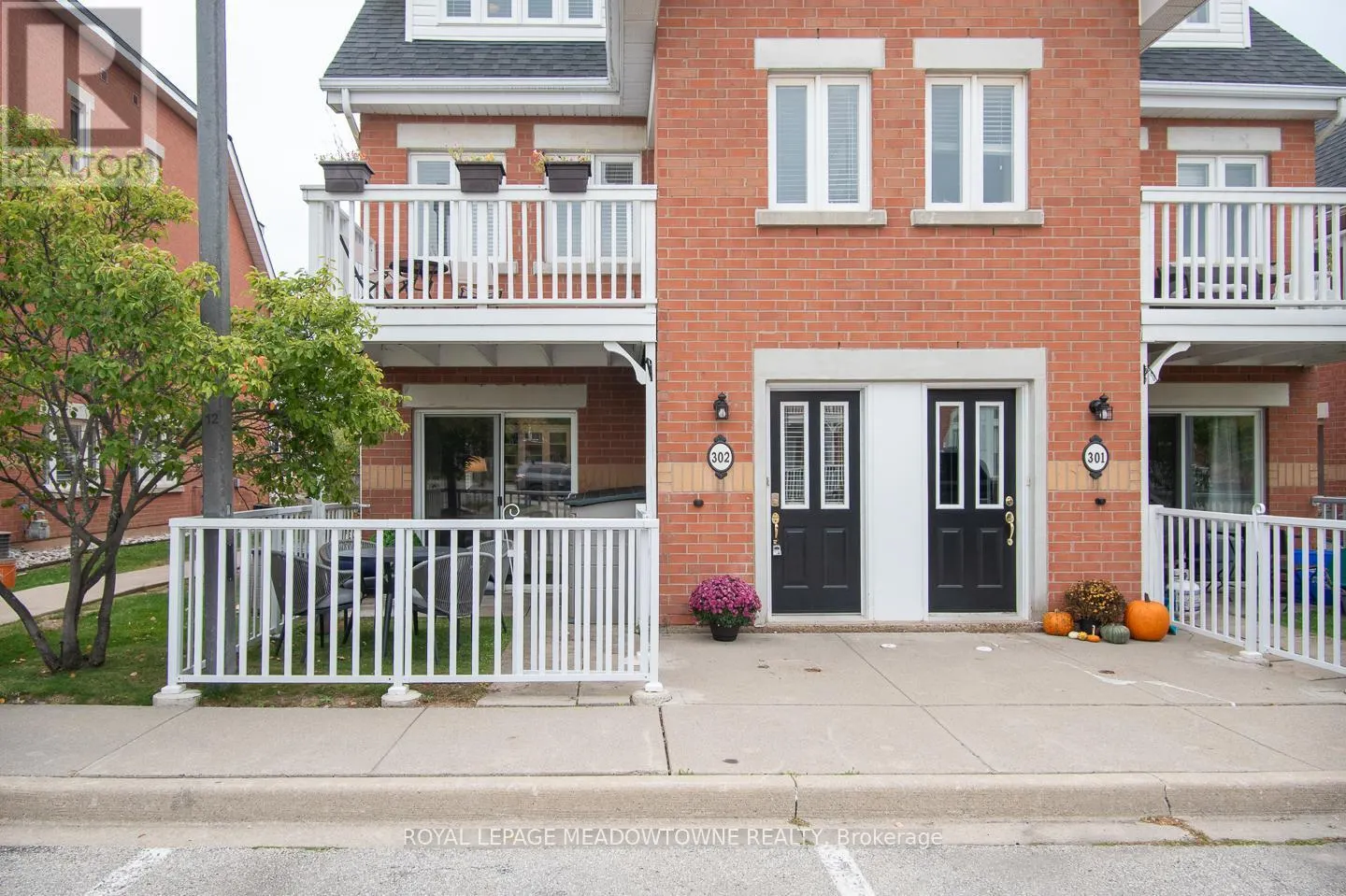 302 - 1701 LAMPMAN AVENUE
