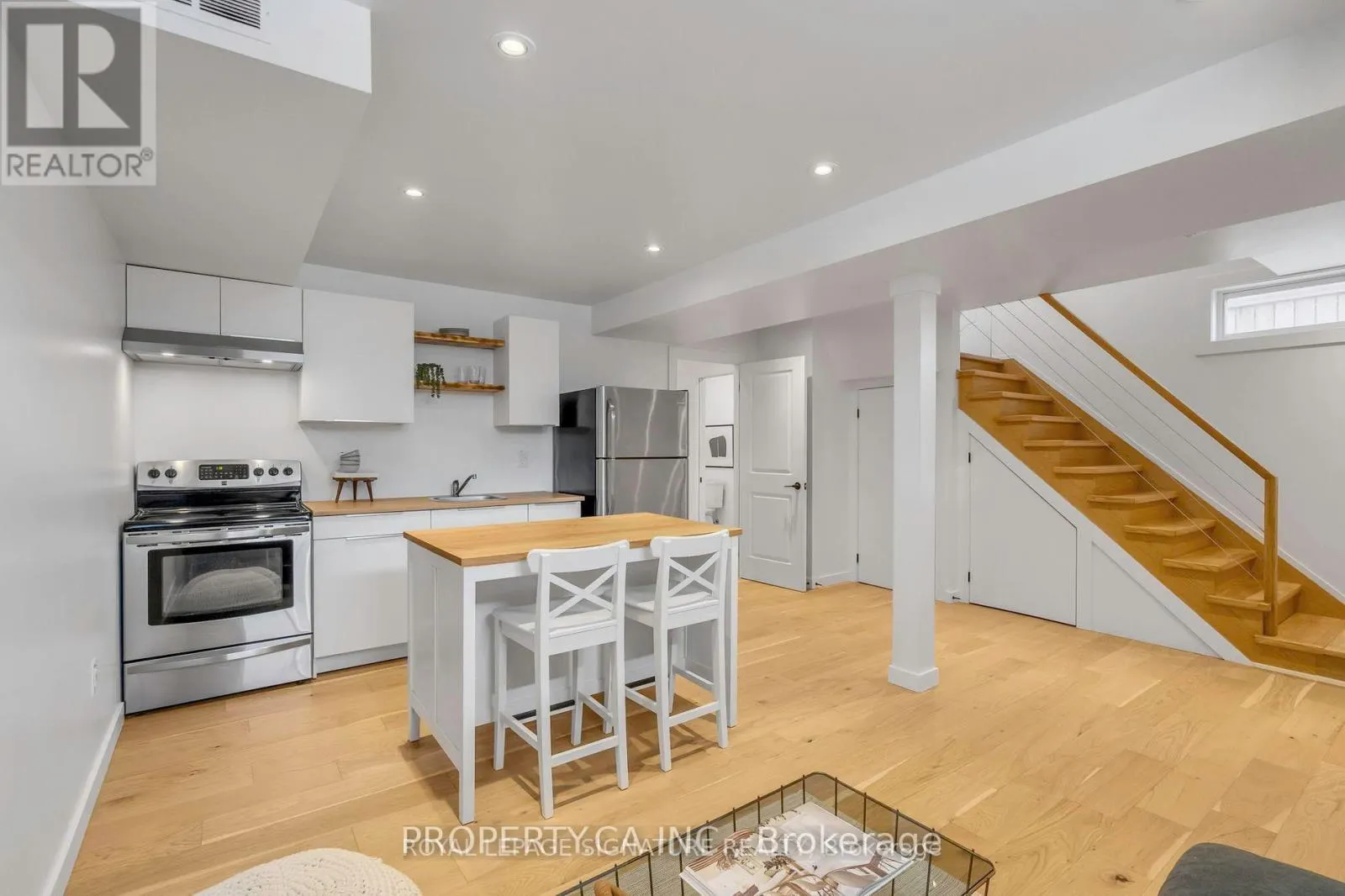 LOWER - 33 NINETEENTH STREET