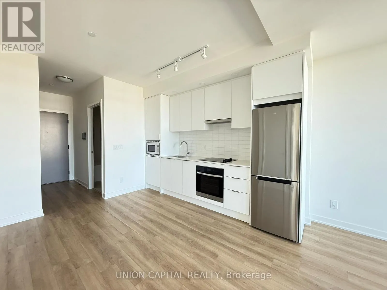 2006 - 3079 TRAFALGAR ROAD