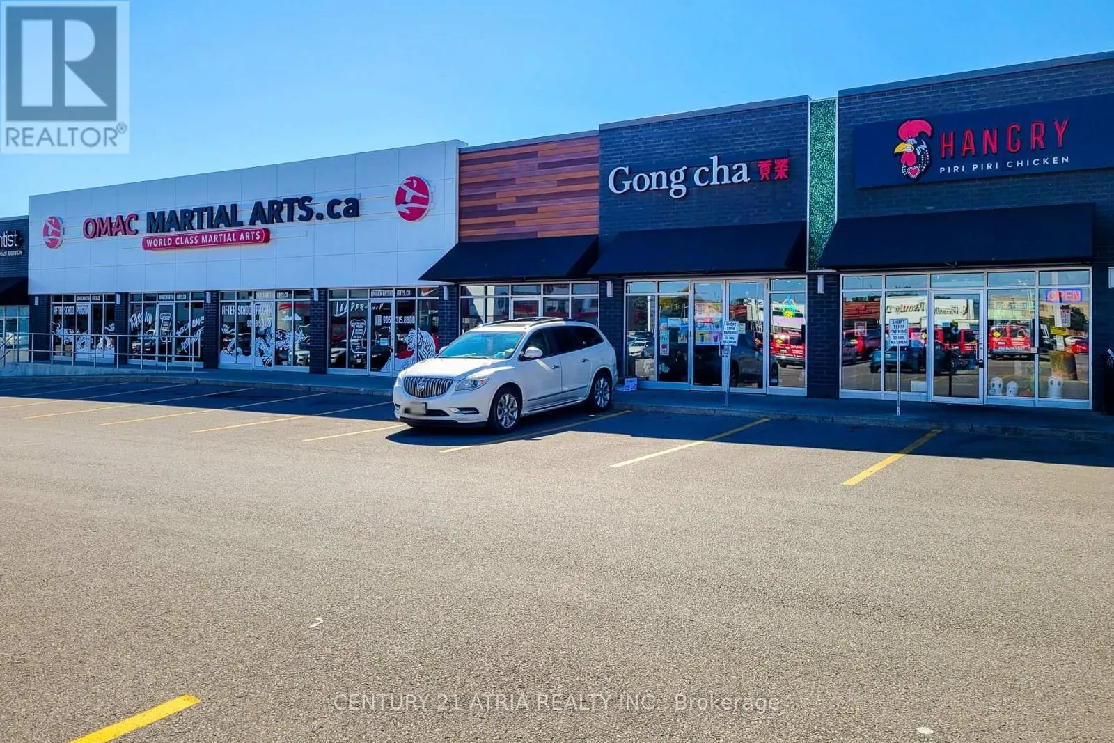 3450 DUNDAS STREET E