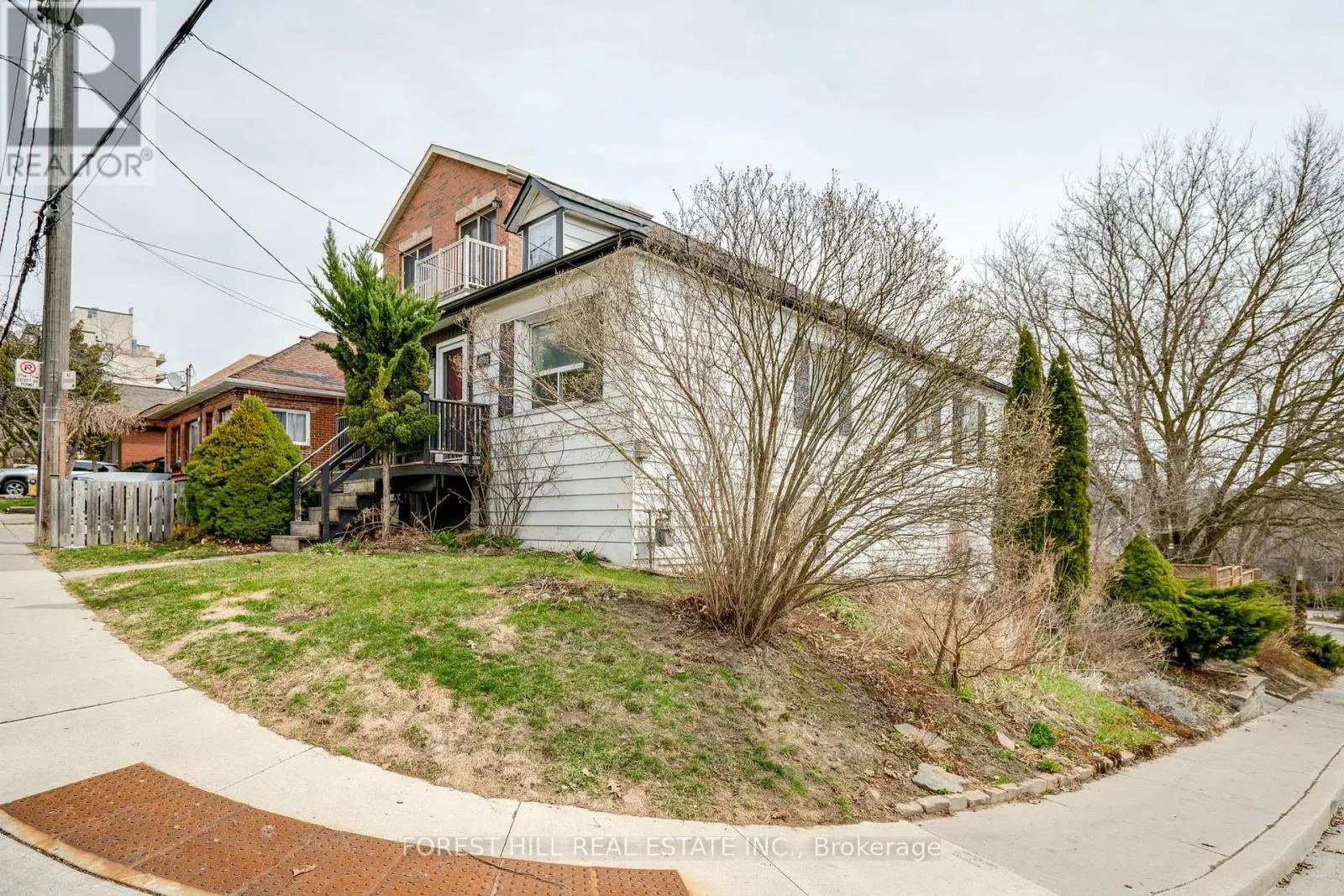 4053 OLD DUNDAS STREET