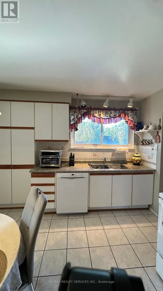 59 BELMONT DRIVE E