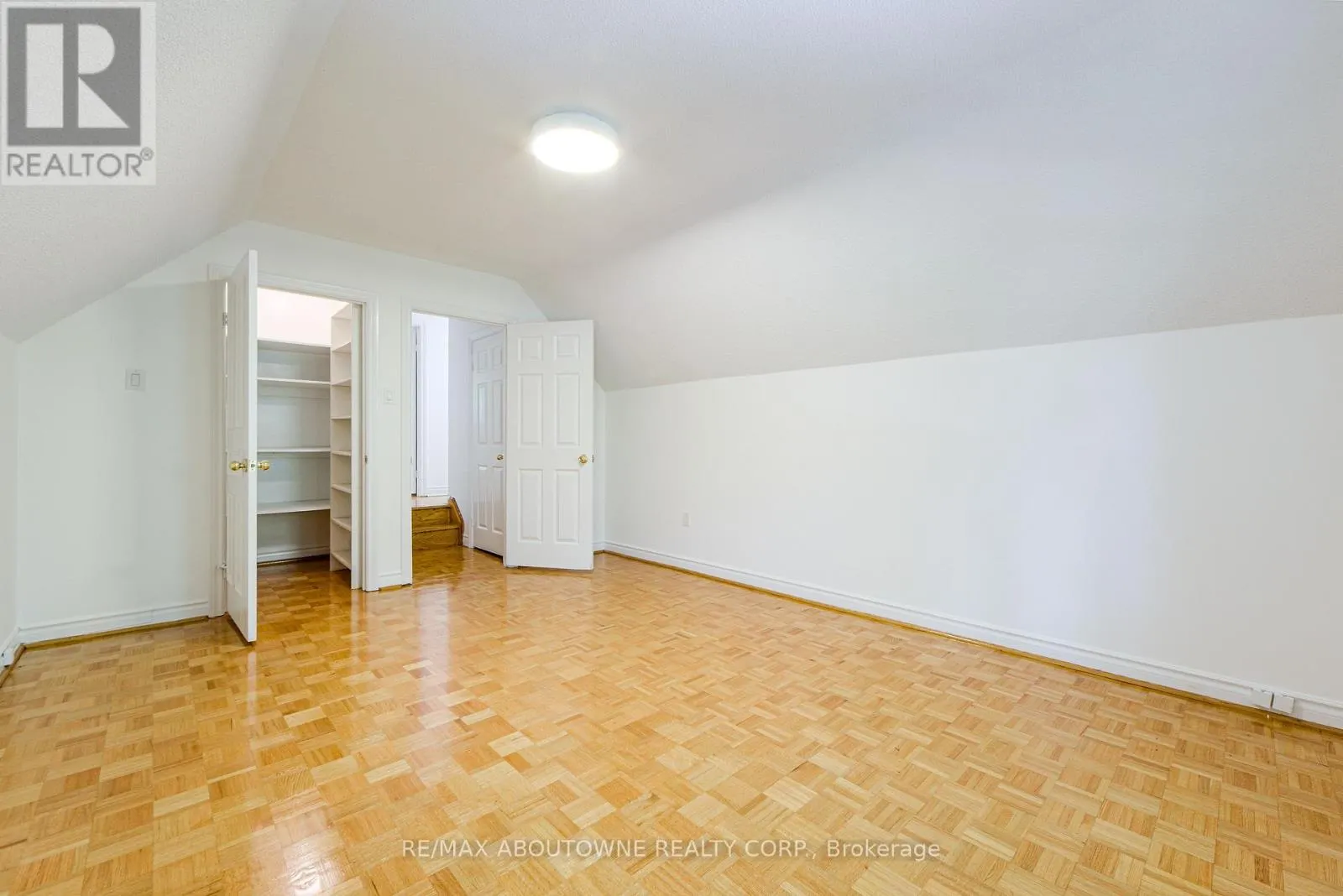 30 BIRKBANK DRIVE