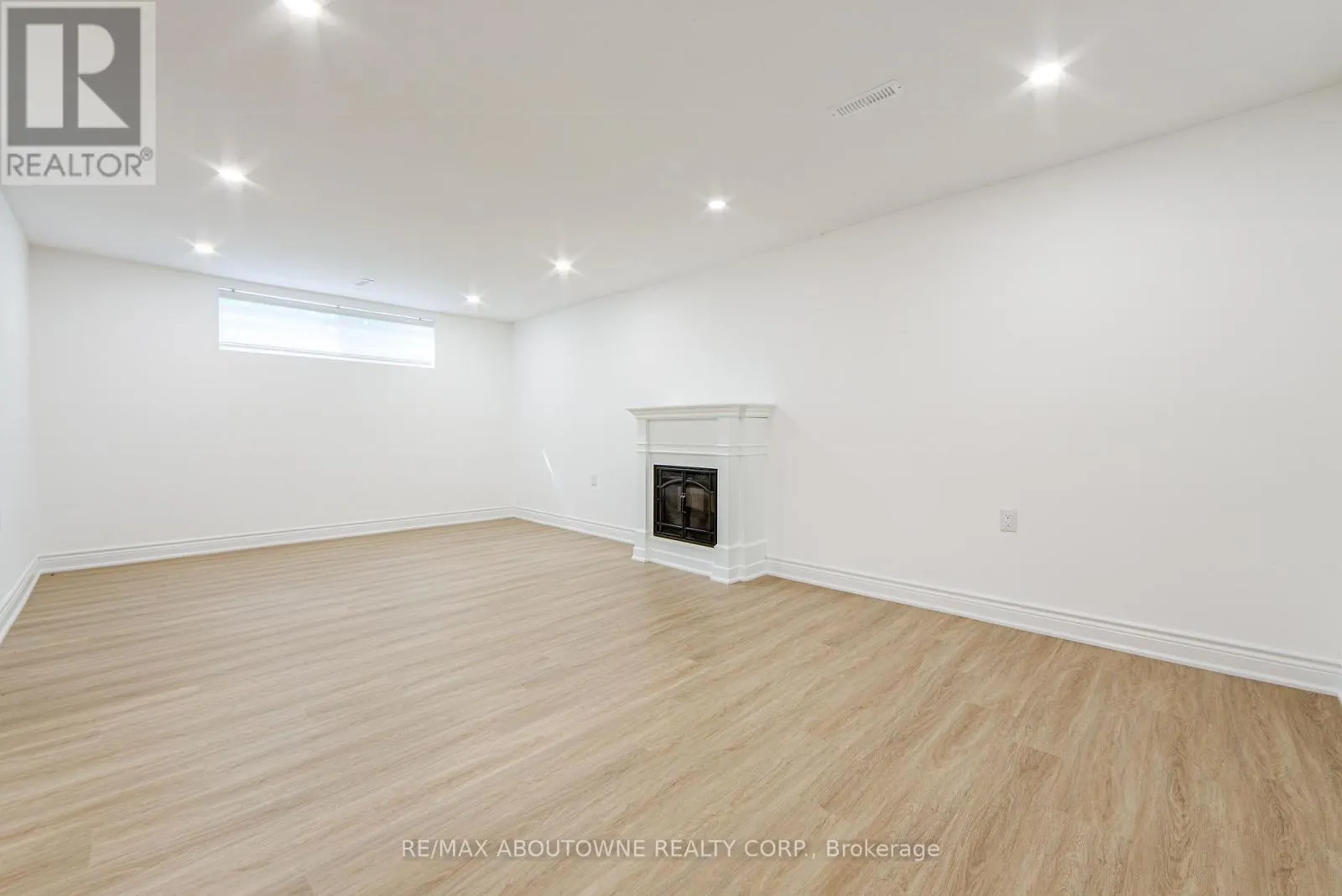 30 BIRKBANK DRIVE