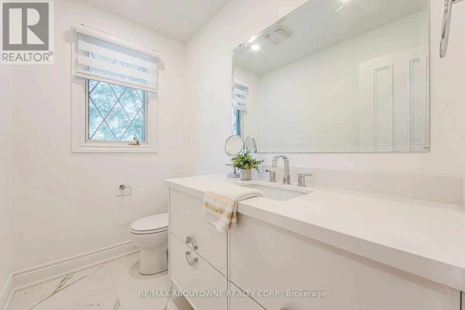 30 BIRKBANK DRIVE
