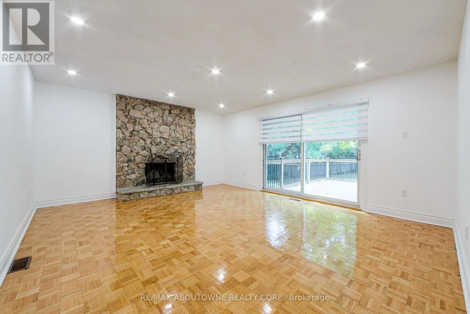 30 BIRKBANK DRIVE