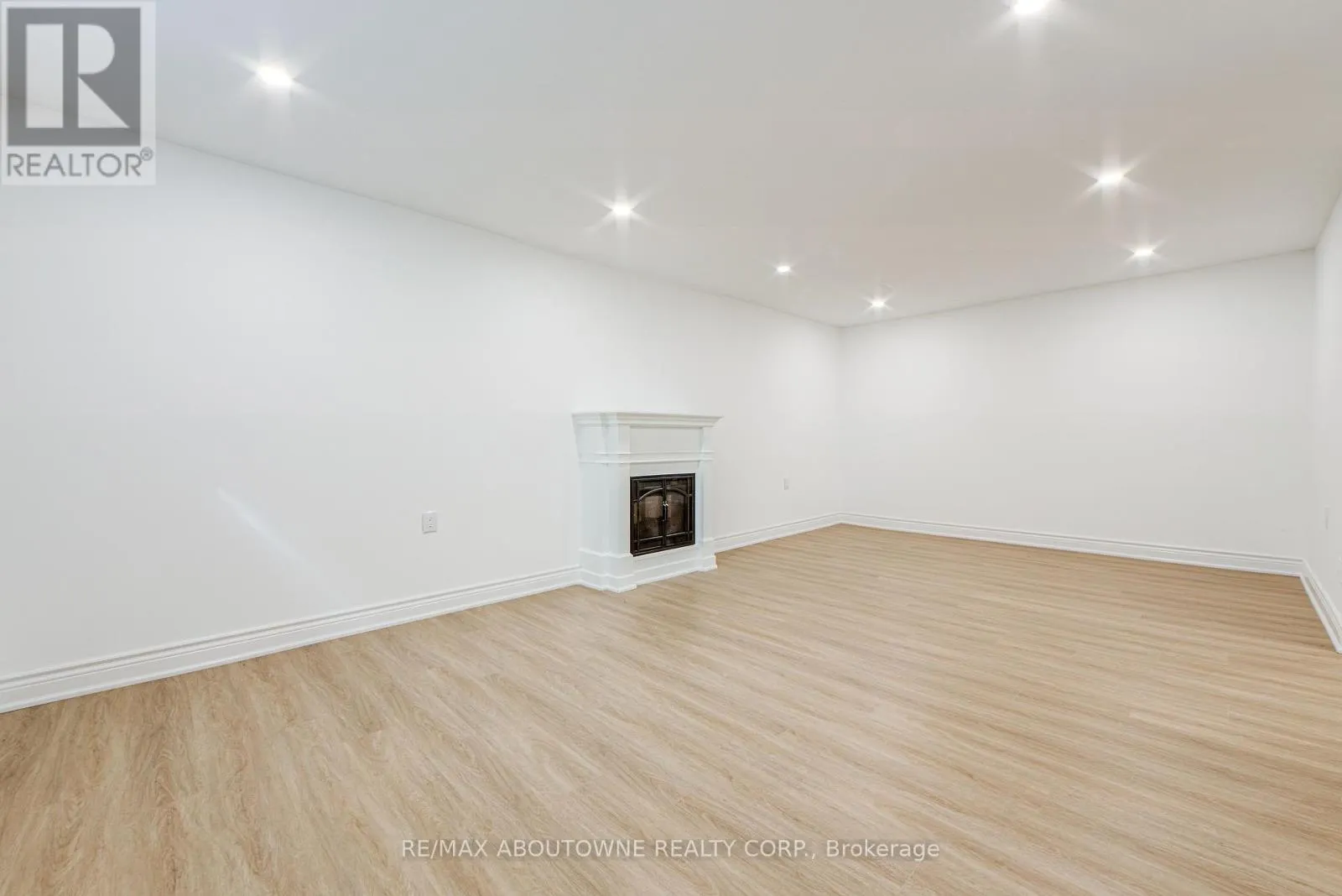30 BIRKBANK DRIVE