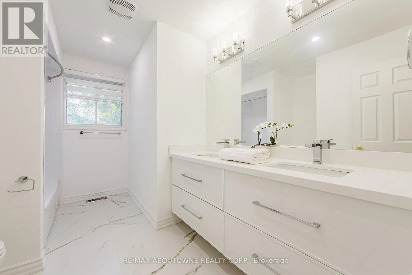 30 BIRKBANK DRIVE
