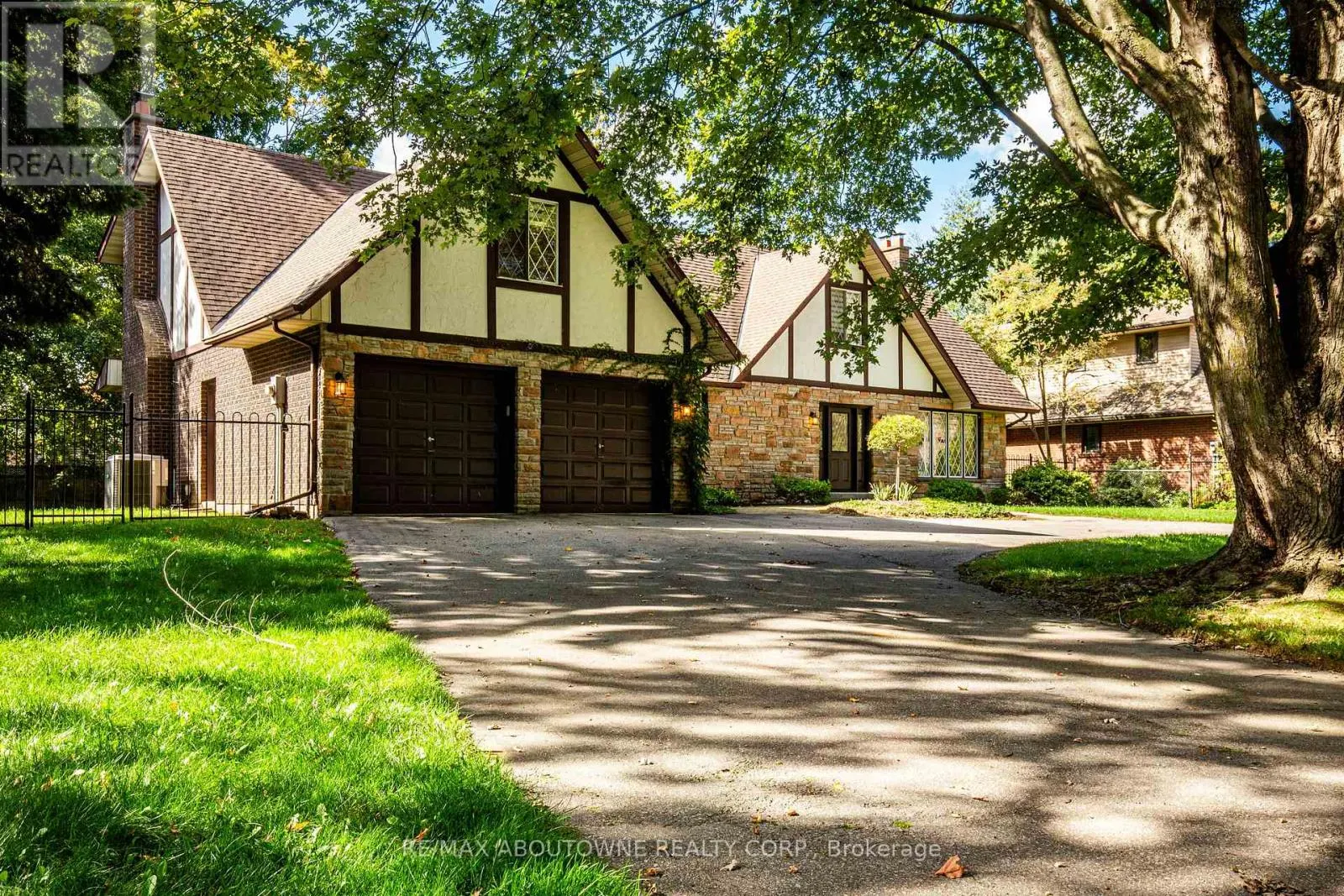 30 BIRKBANK DRIVE