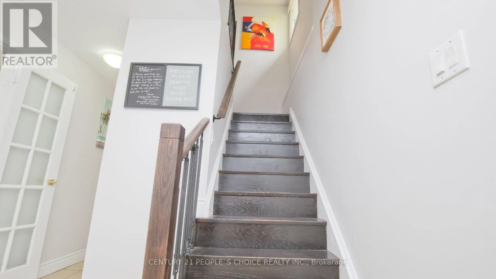 82 DAVENPORT CRESCENT