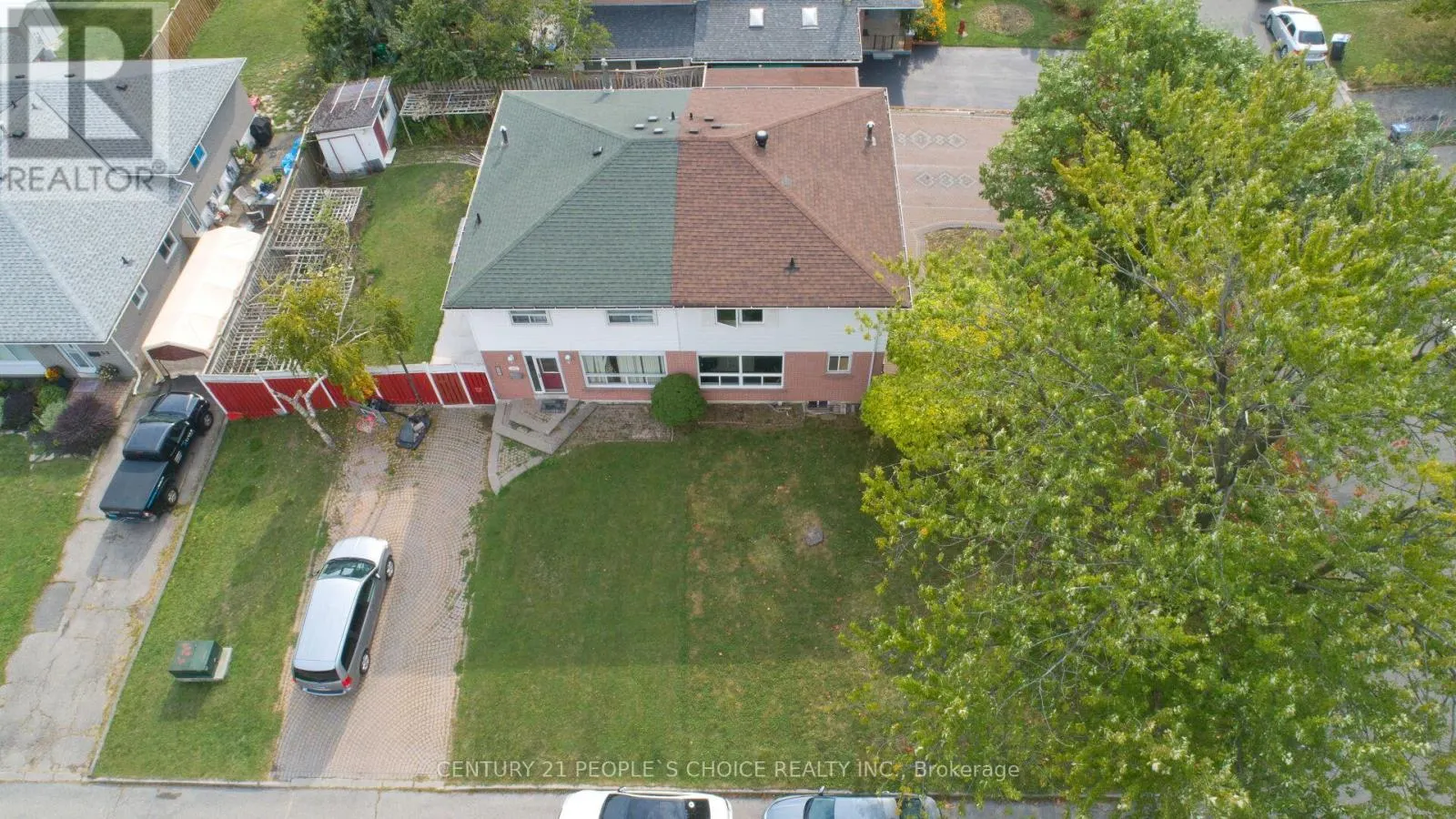 82 DAVENPORT CRESCENT