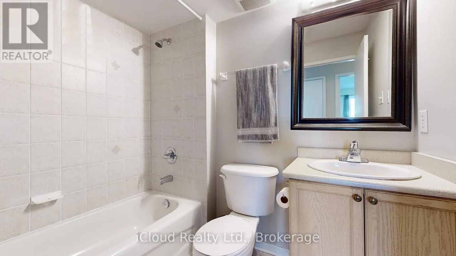 148 - 4975 SOUTHAMPTON DRIVE