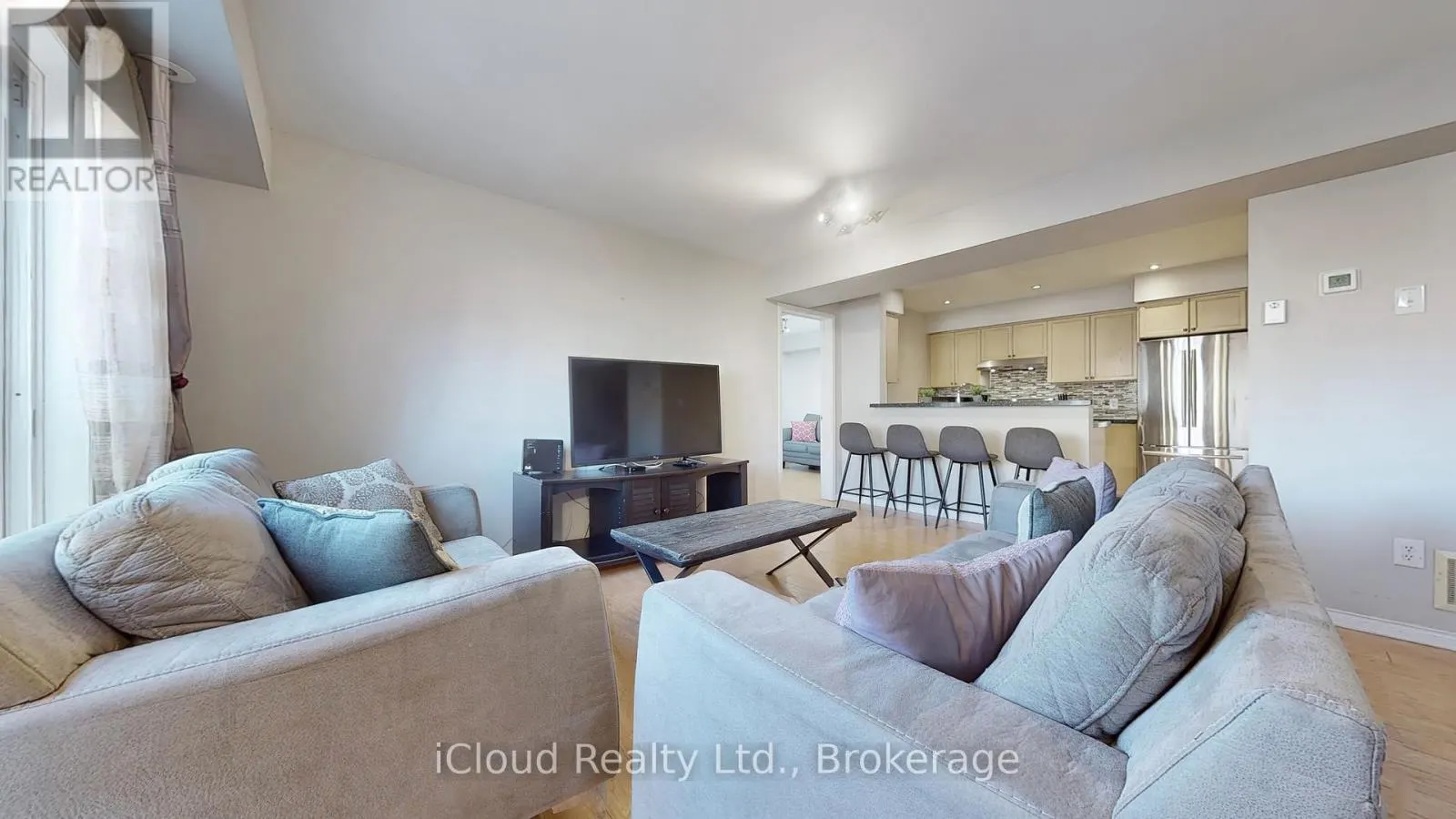 148 - 4975 SOUTHAMPTON DRIVE