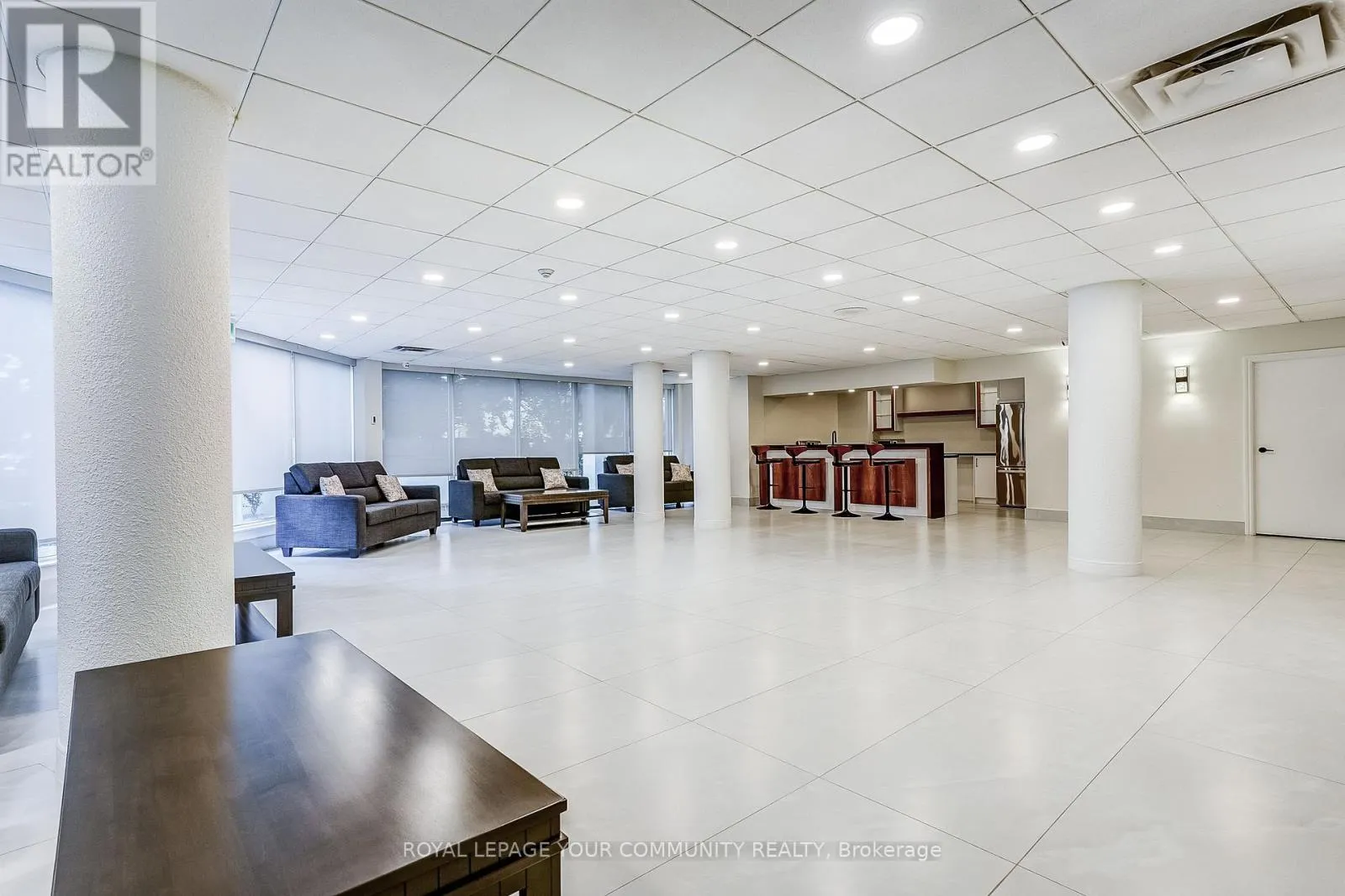 1208 - 350 WEBB DRIVE