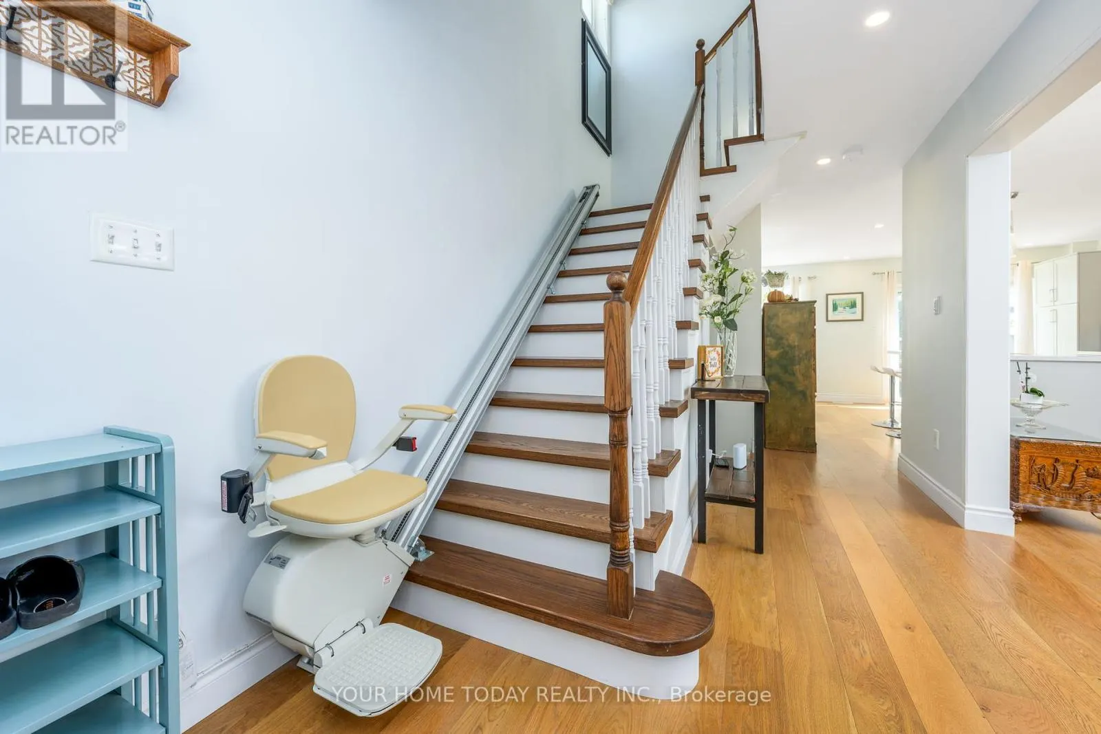 42 BONNETTE STREET