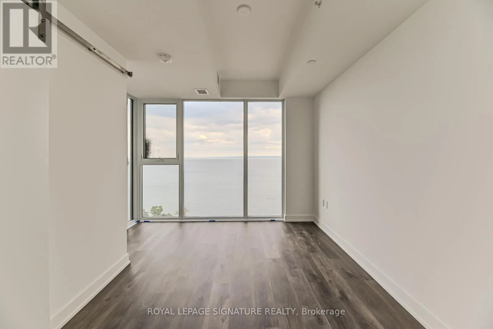 1606 - 370 MARTHA STREET