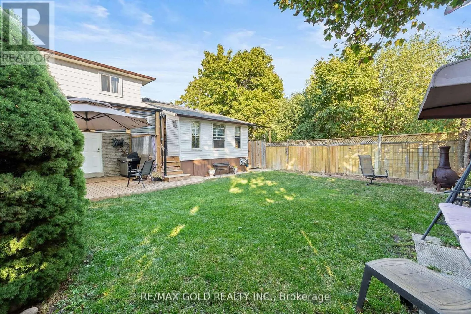 1 GREENBRIAR ROAD