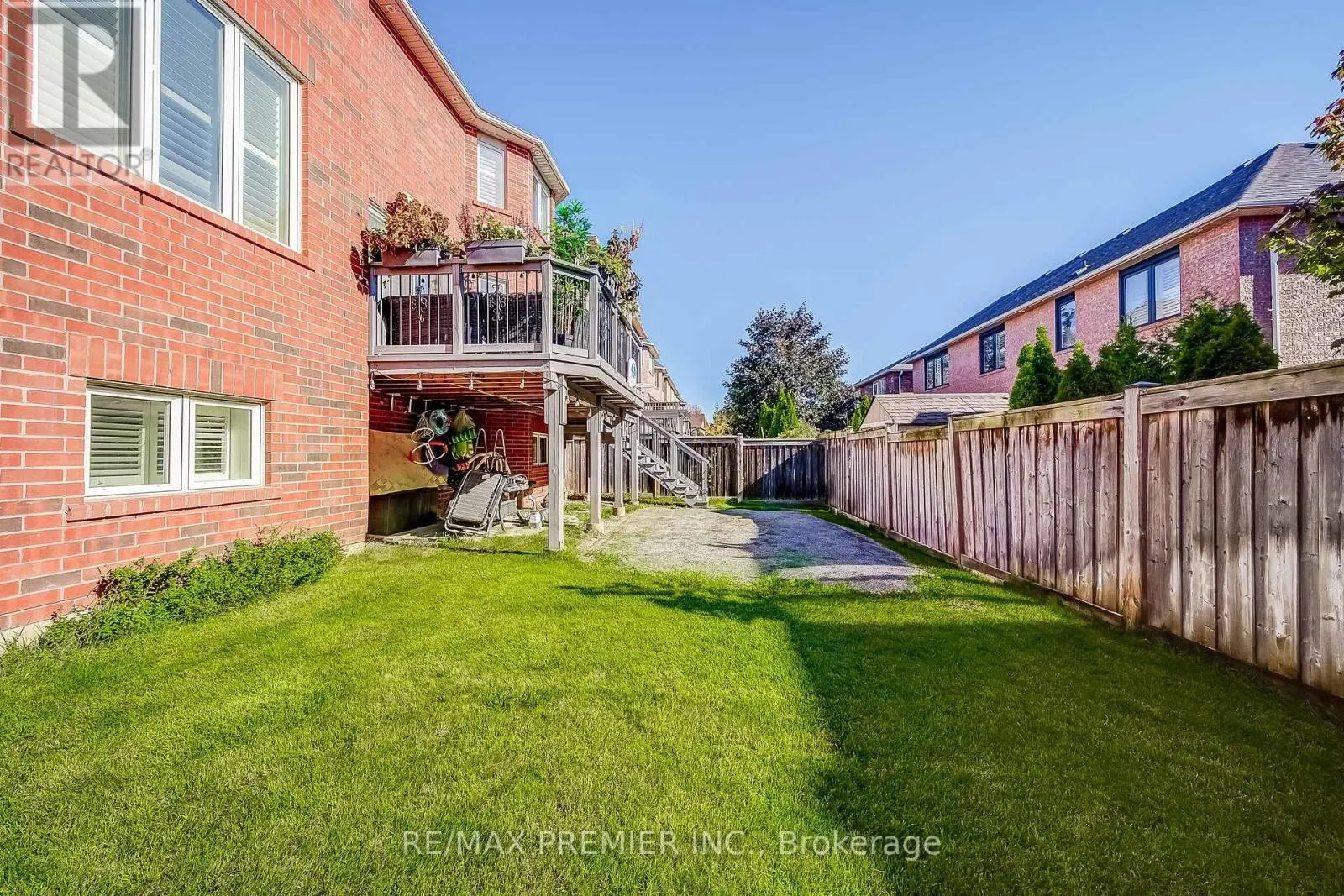 2195 KWINTER ROAD