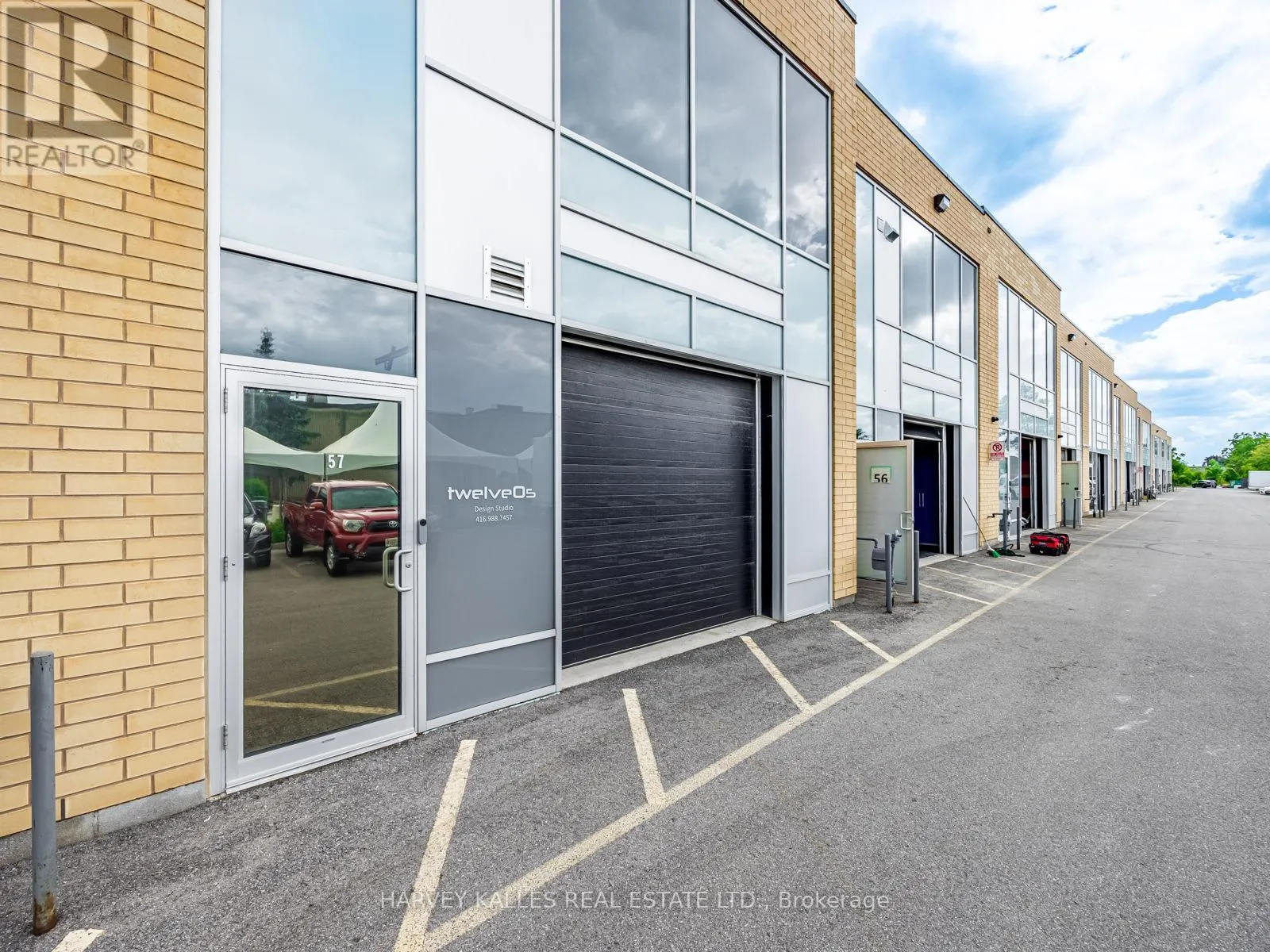57 - 1215 QUEENSWAY E