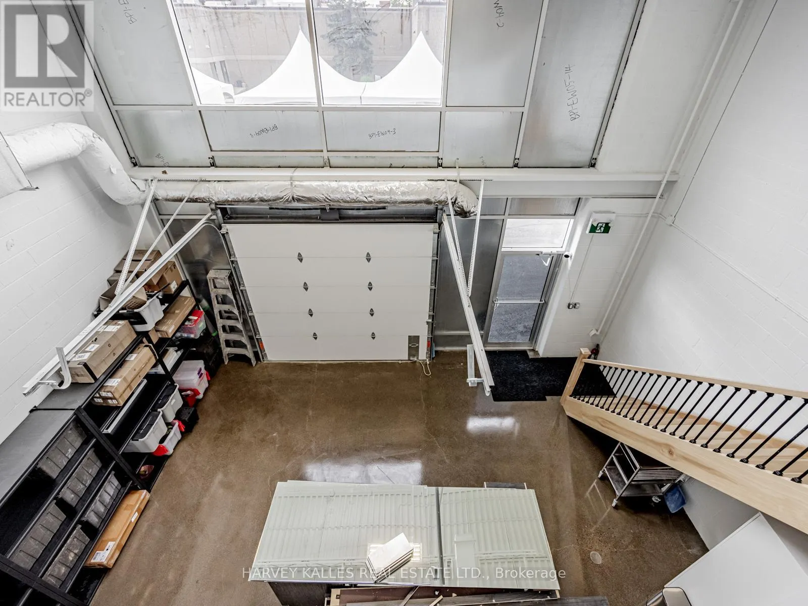 57 - 1215 QUEENSWAY E