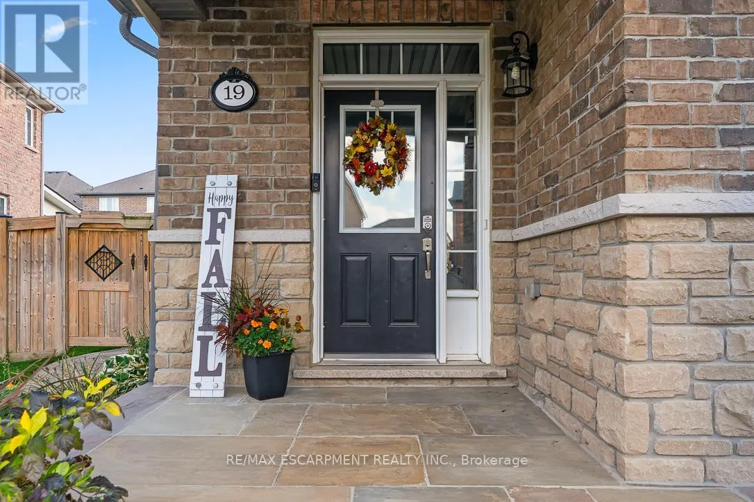 19 MAPLE CIDER STREET