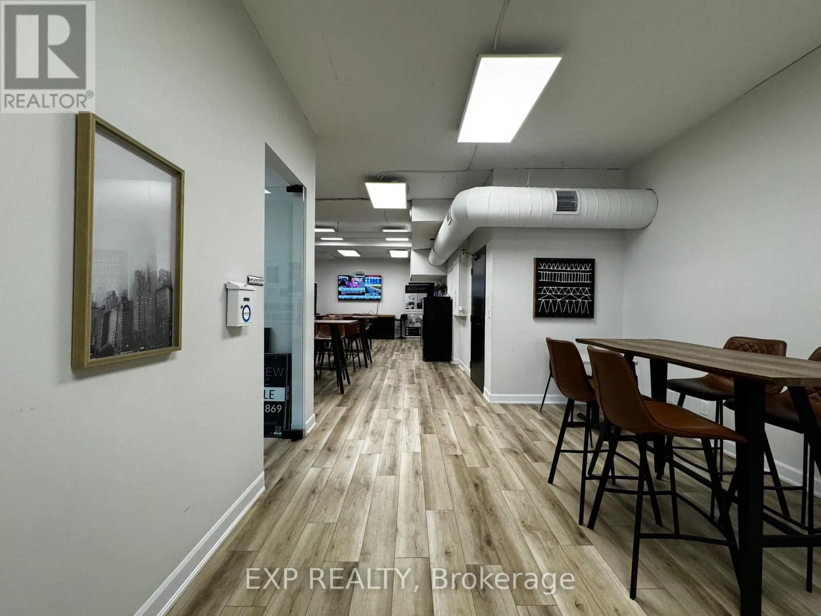 200-#3 - 230 LAKESHORE ROAD E