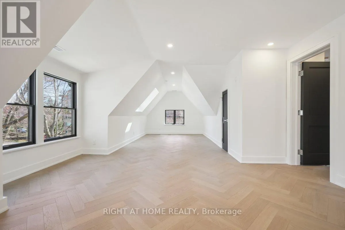 2187 LAKESHORE ROAD