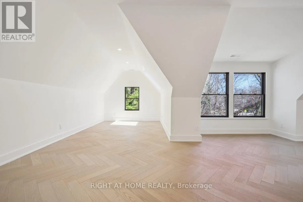 2187 LAKESHORE ROAD