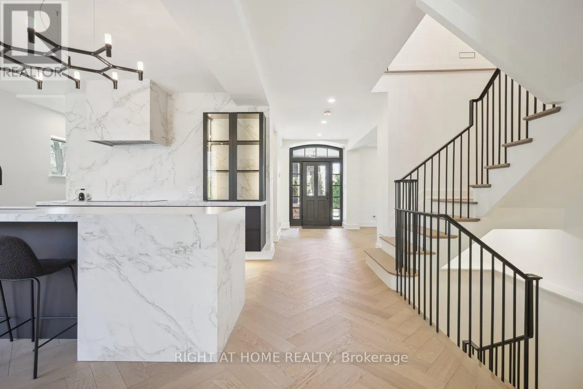 2187 LAKESHORE ROAD
