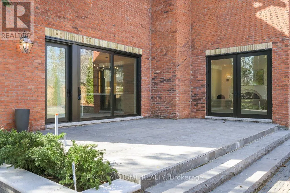 2187 LAKESHORE ROAD