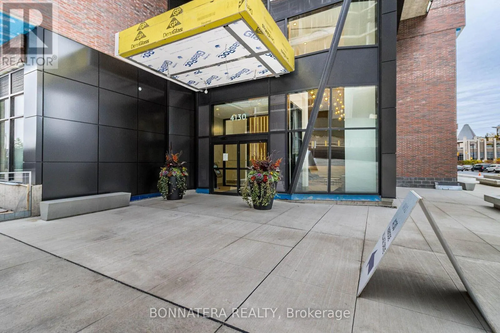 3302 - 4130 PARKSIDE VILLAGE DRIVE