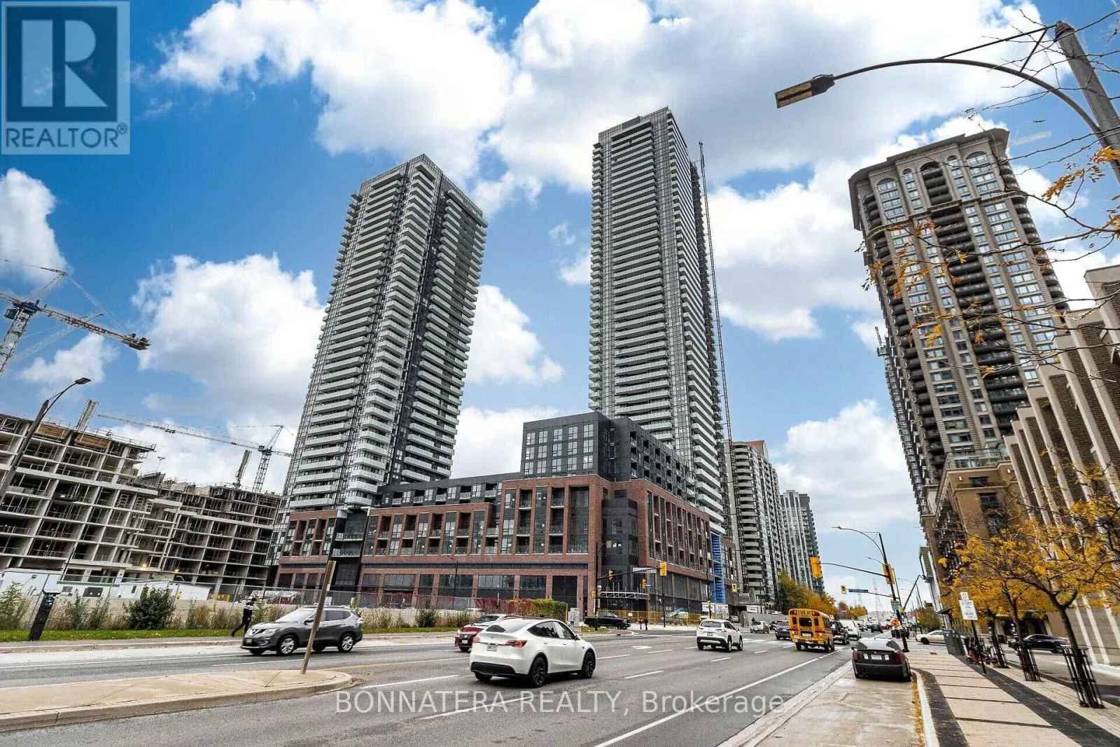 3302 - 4130 PARKSIDE VILLAGE DRIVE