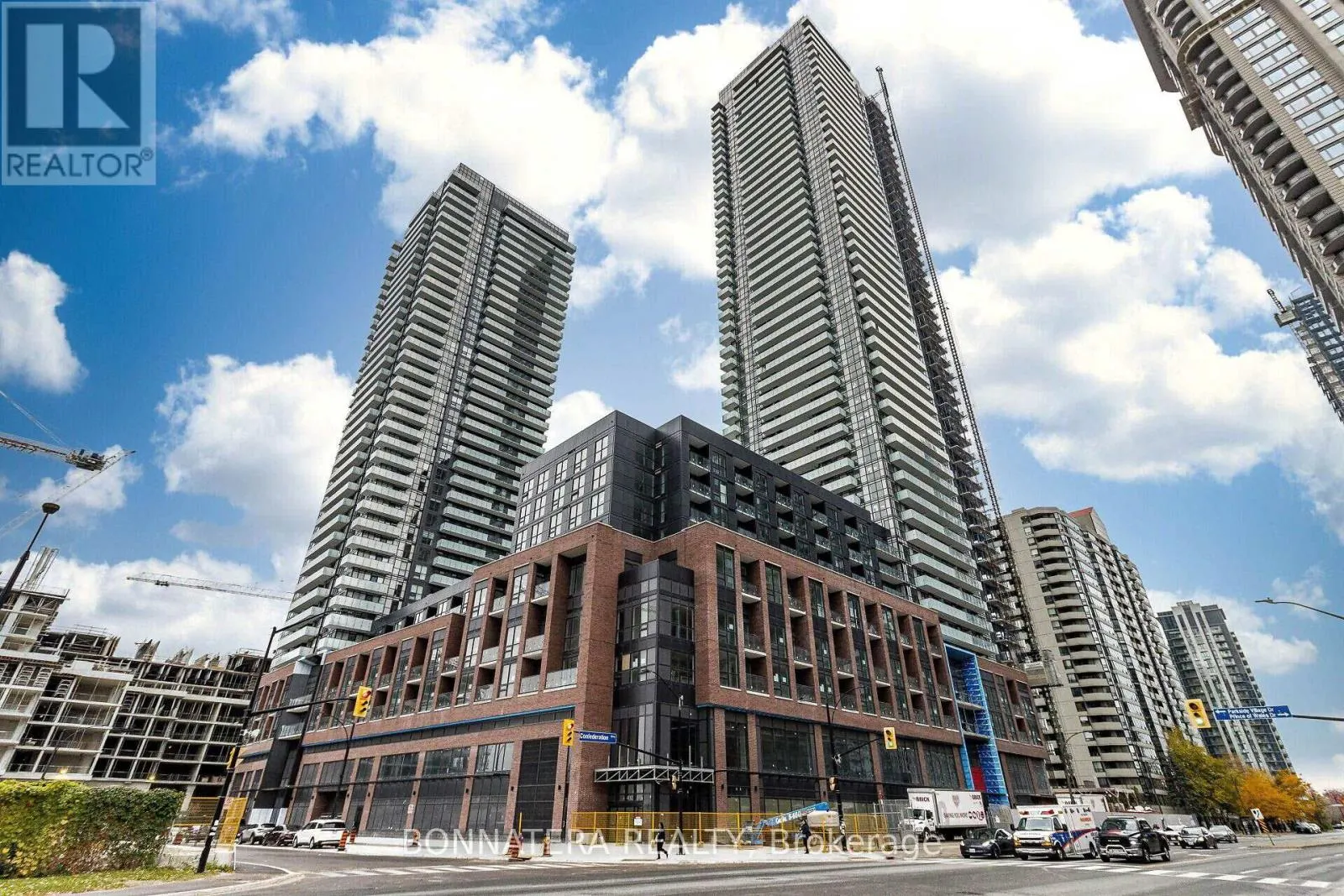 3302 - 4130 PARKSIDE VILLAGE DRIVE