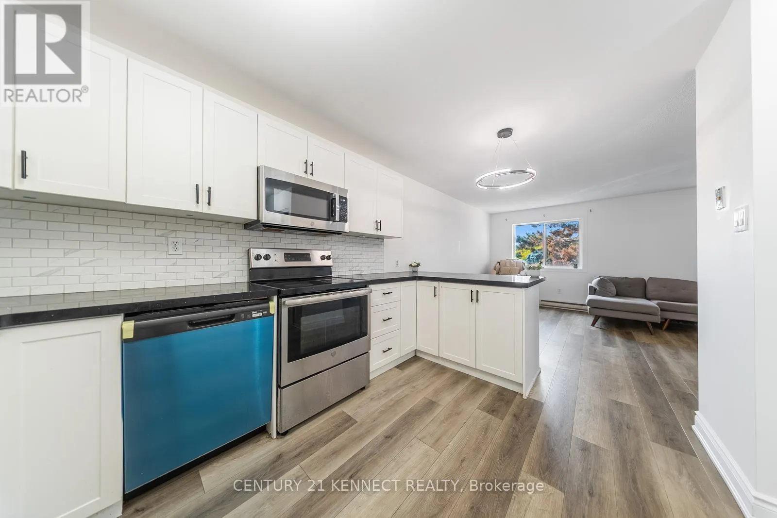 71 - 1030 FALGARWOOD DRIVE