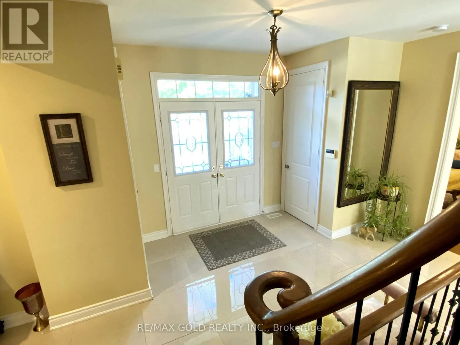 7 BRANDIFF COURT