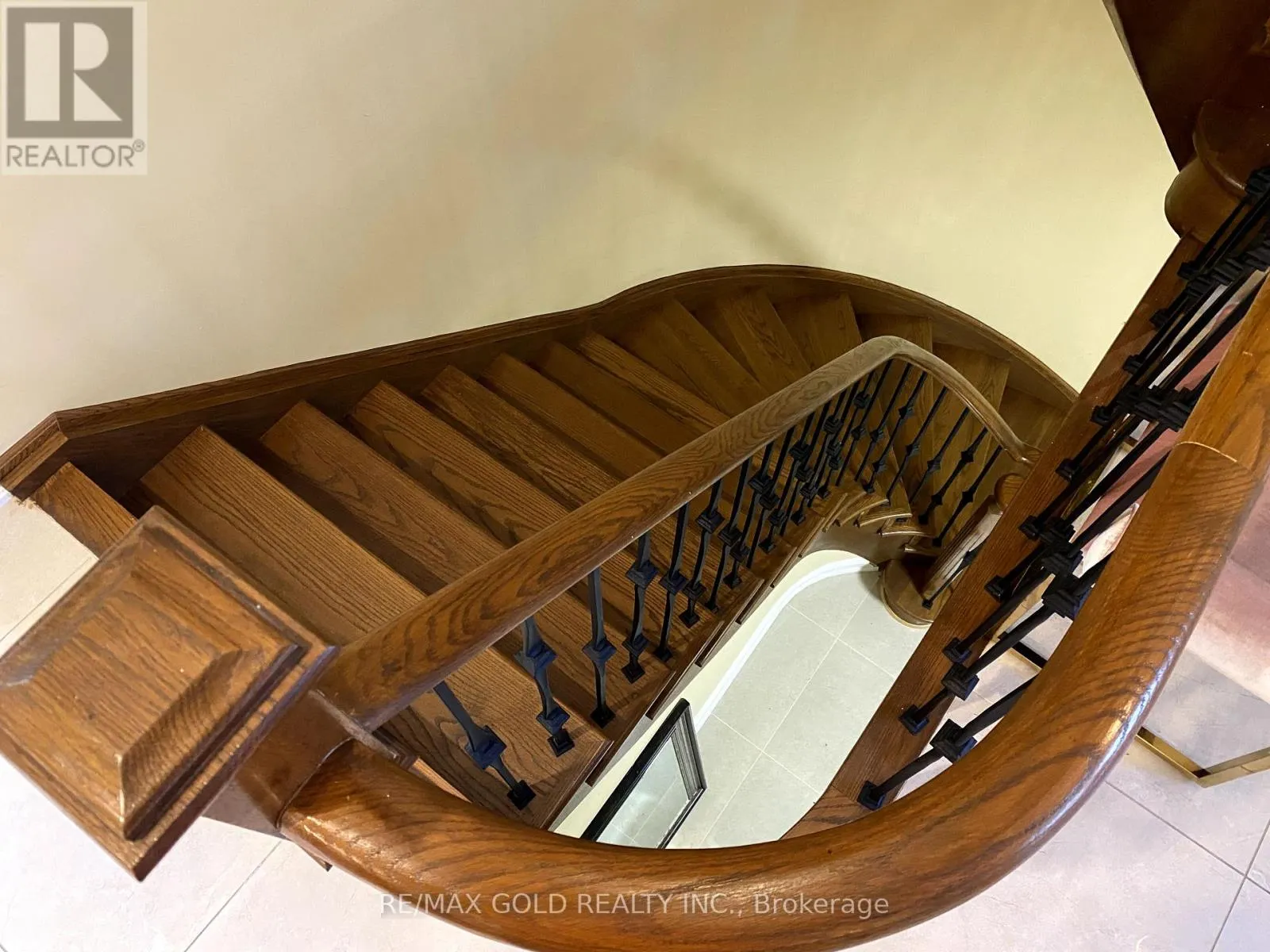 7 BRANDIFF COURT