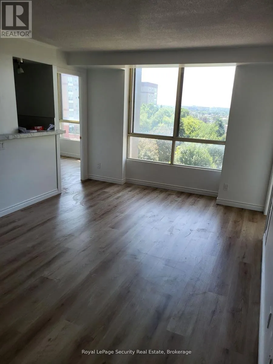 605 - 2470 EGLINTON AVENUE W