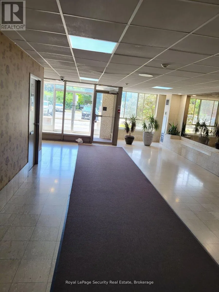 605 - 2470 EGLINTON AVENUE W