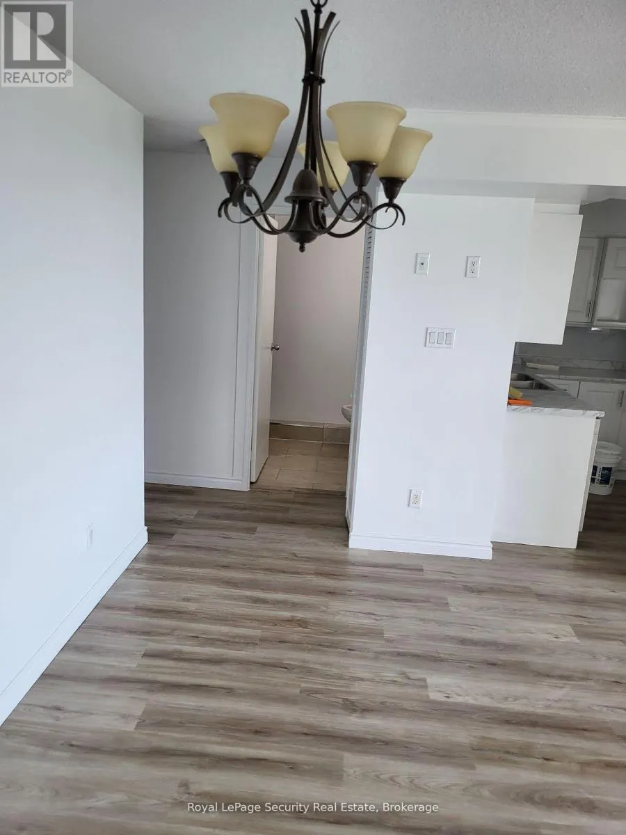 605 - 2470 EGLINTON AVENUE W