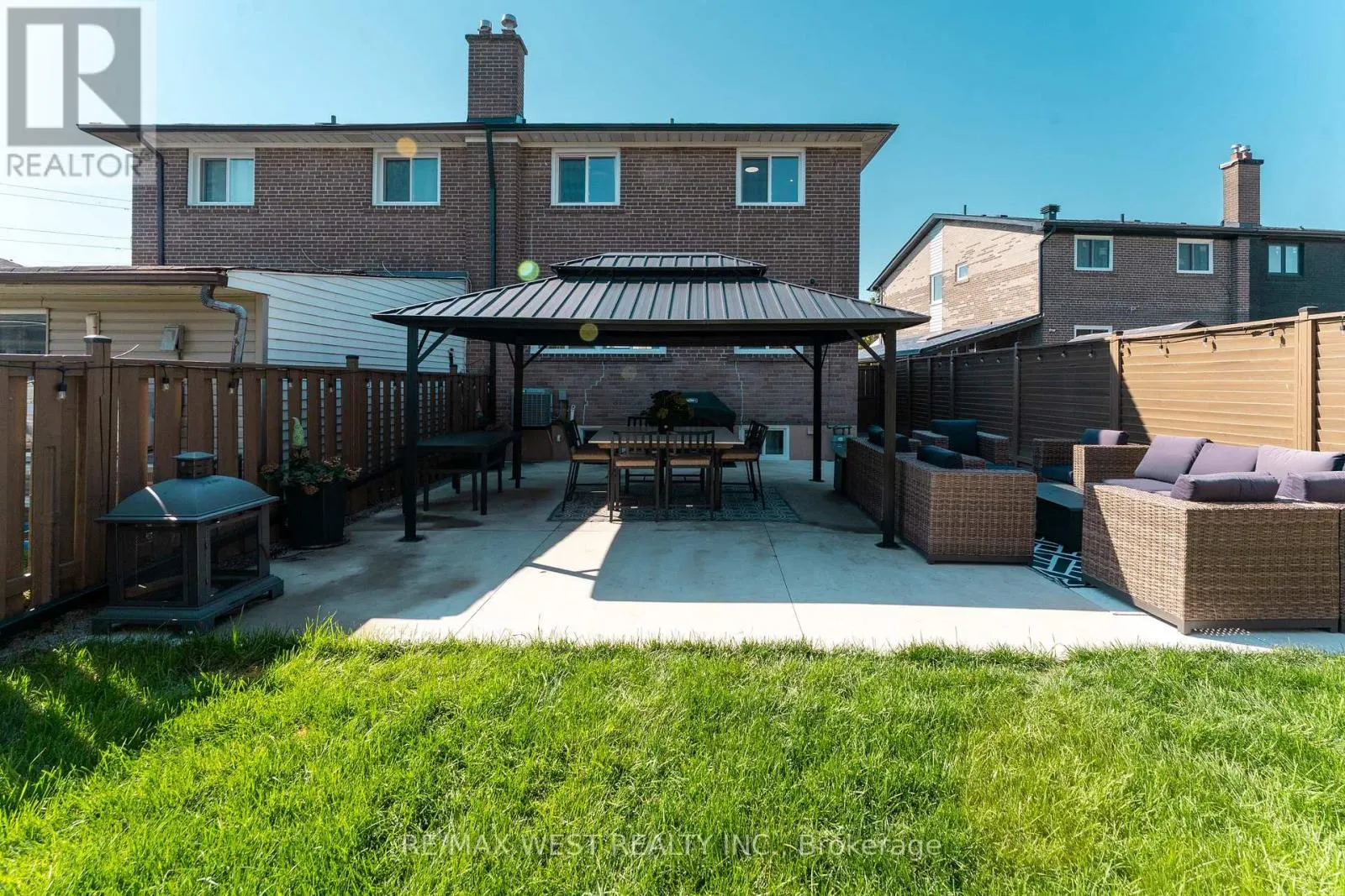 70 WHEATSHEAF CRESCENT