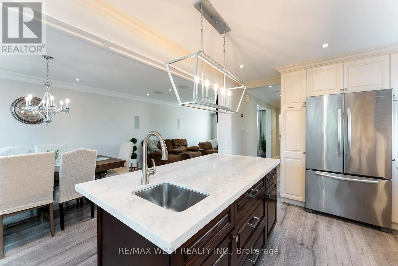 70 WHEATSHEAF CRESCENT