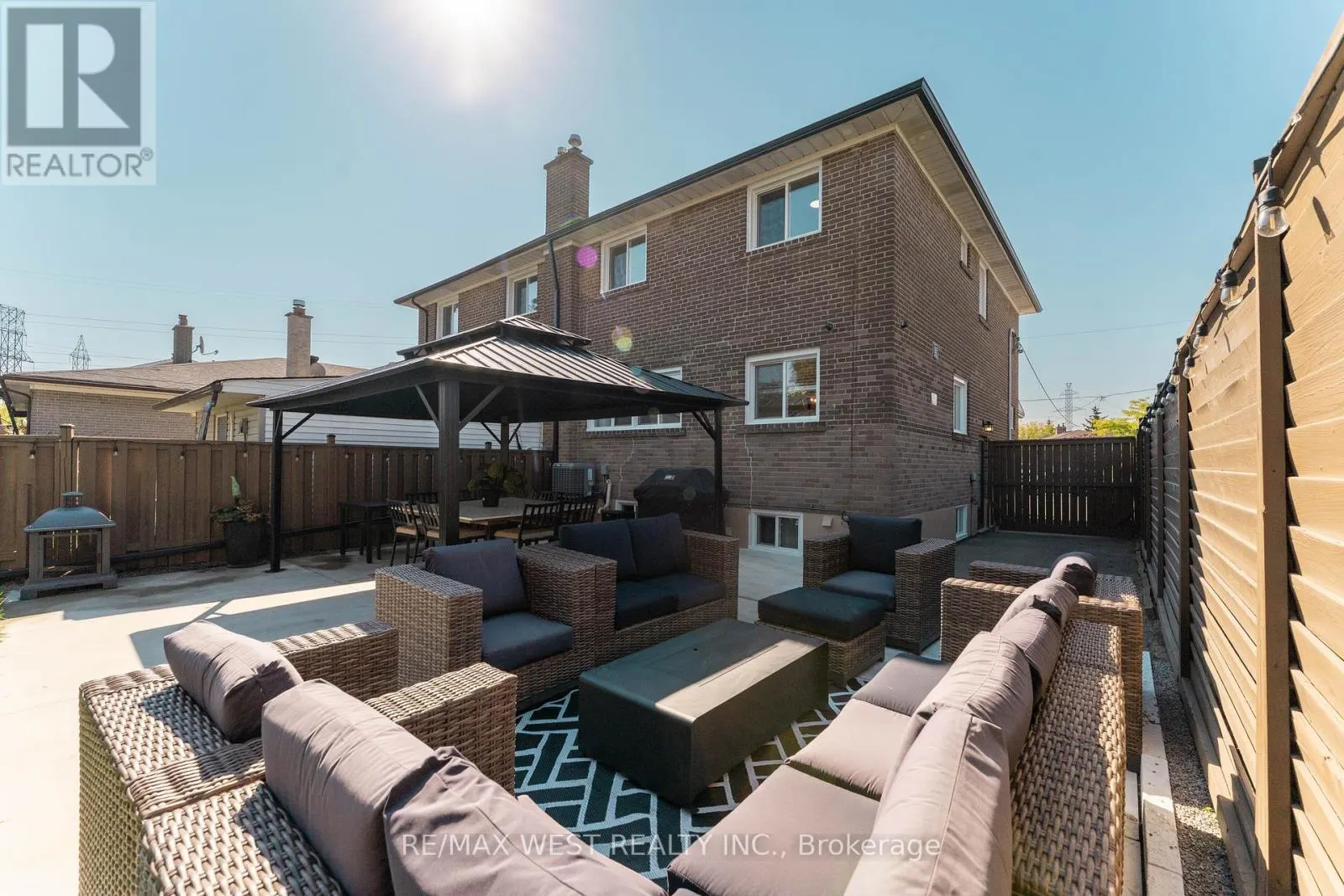 70 WHEATSHEAF CRESCENT
