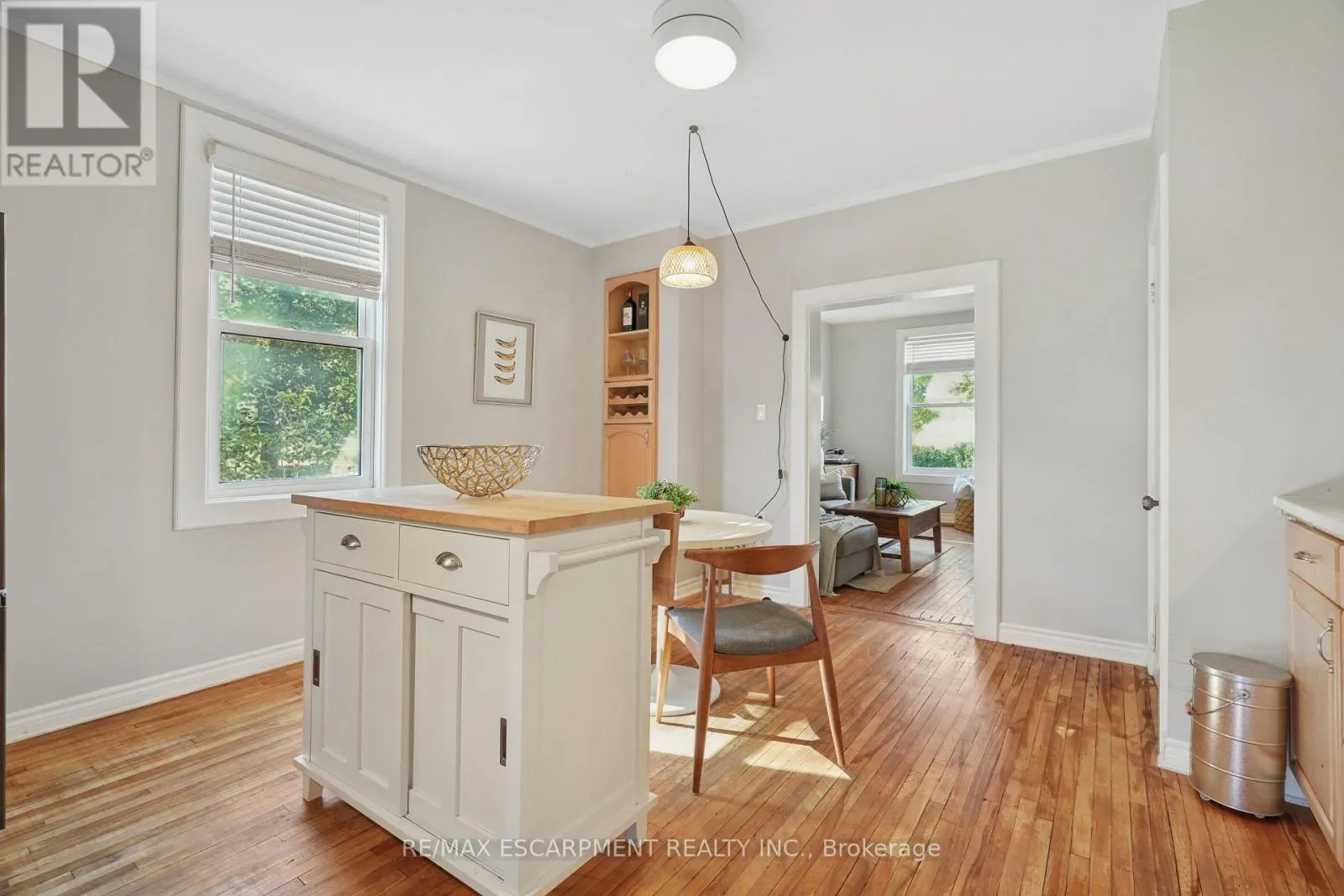 2055 EMBLETON ROAD