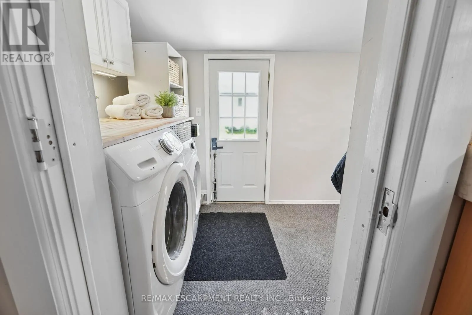 2055 EMBLETON ROAD