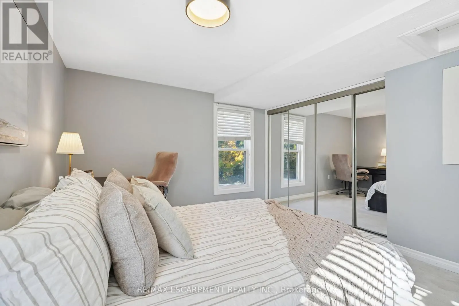 2055 EMBLETON ROAD
