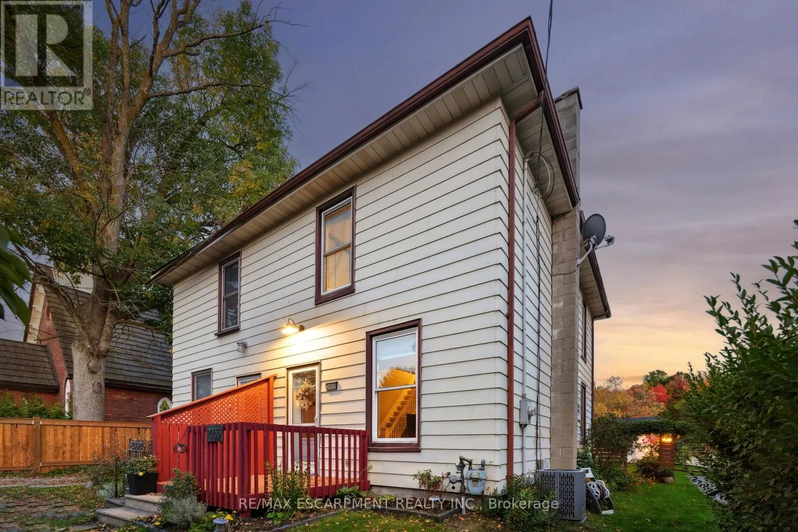 2055 EMBLETON ROAD