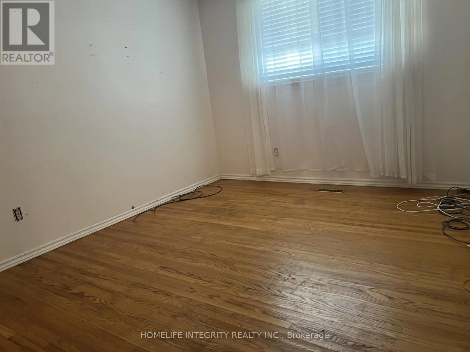163 ARCHDEKIN DRIVE