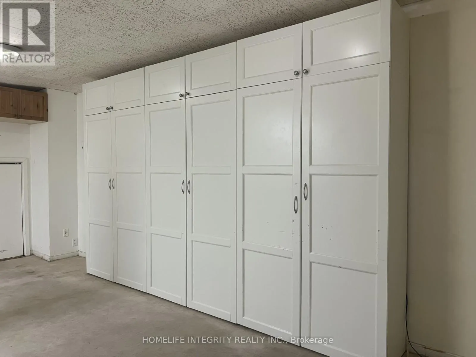 163 ARCHDEKIN DRIVE