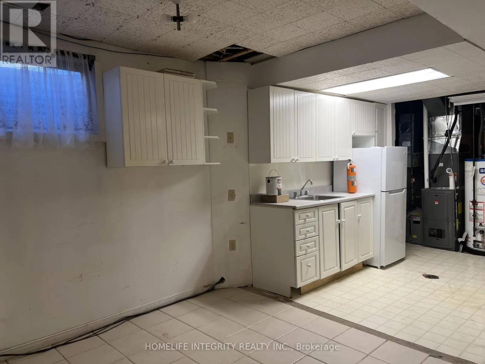 163 ARCHDEKIN DRIVE