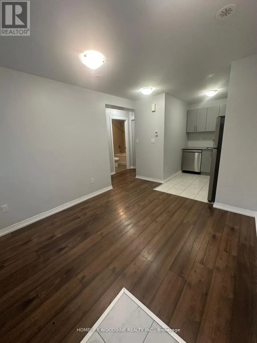 121 - 1145 JOURNEYMAN LANE